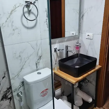 ベッド・アンド・ブレックファスト Hasko ジロカストラ